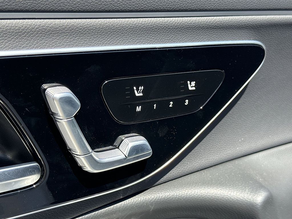 2026 Mercedes-Benz E-Class E350 - Photo 17