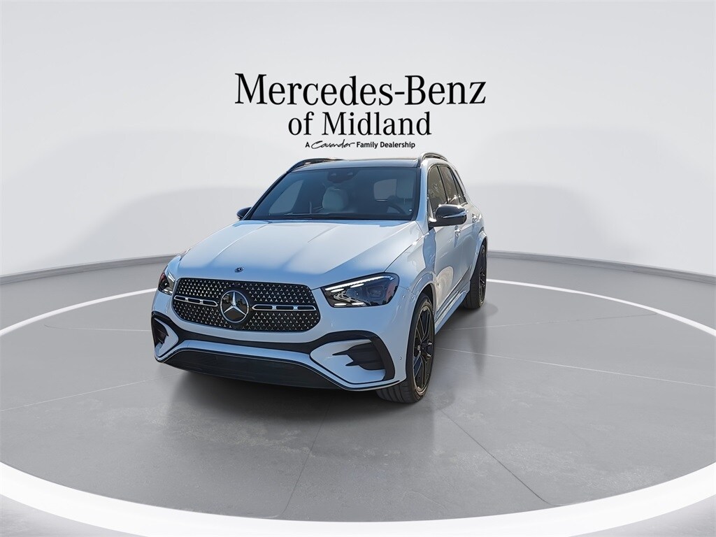 2026 Mercedes Benz GLE 580 4MATIC photo 3