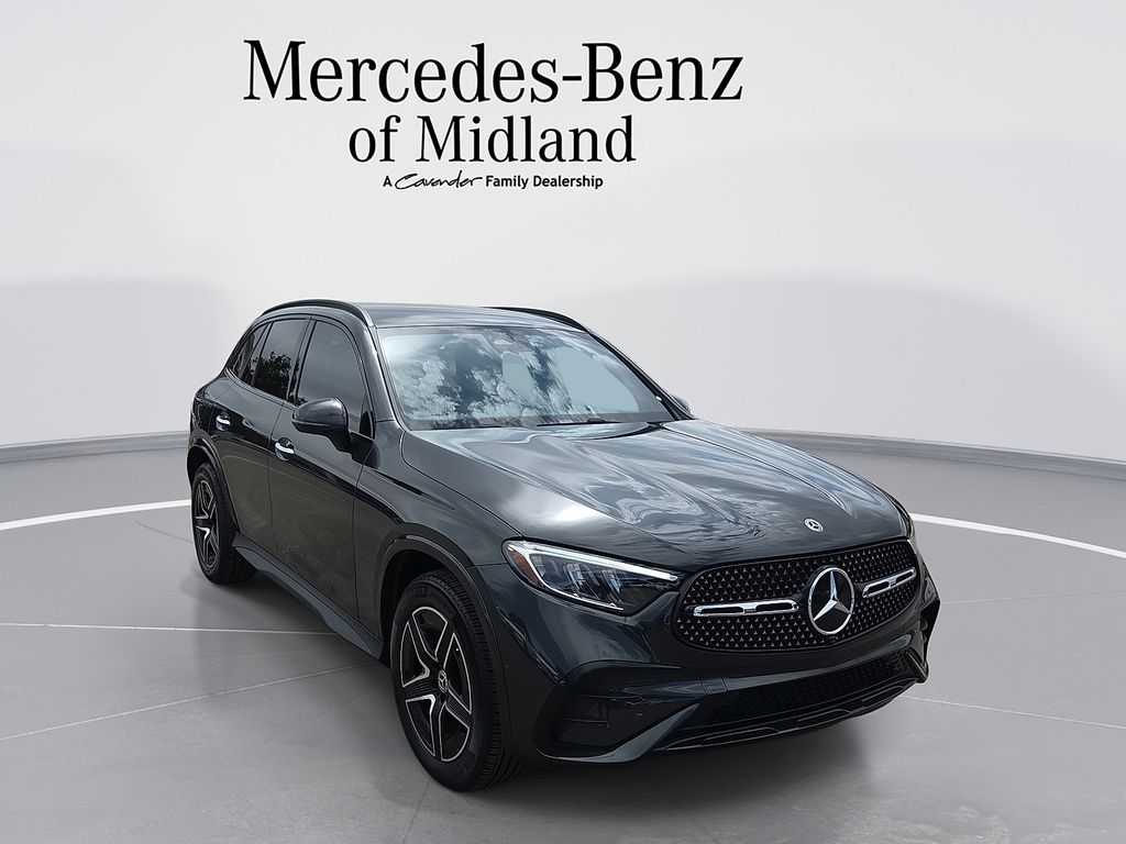 2026 Mercedes-Benz GLC GLC 300 4MATIC's photo