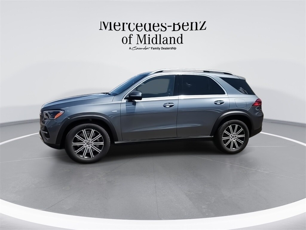 2025 Mercedes Benz GLE 450e 4MATIC photo 4