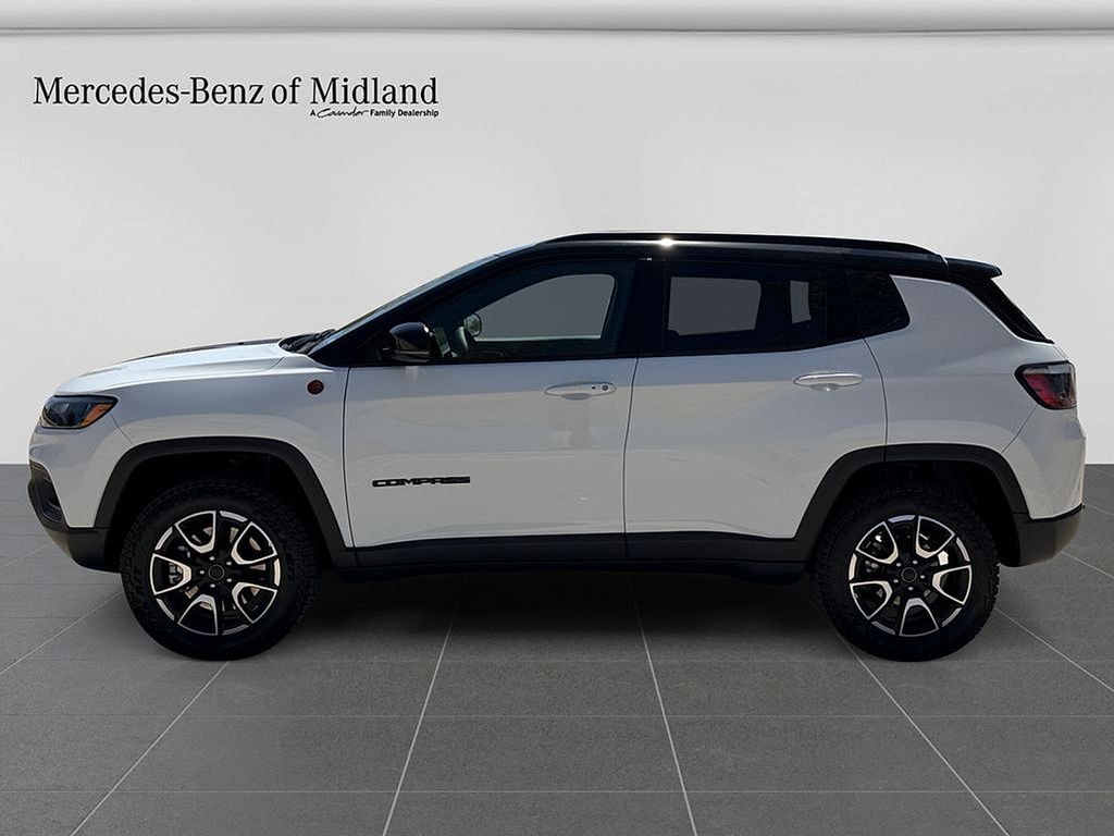 Used 2026 Jeep Compass Trailhawk SUV