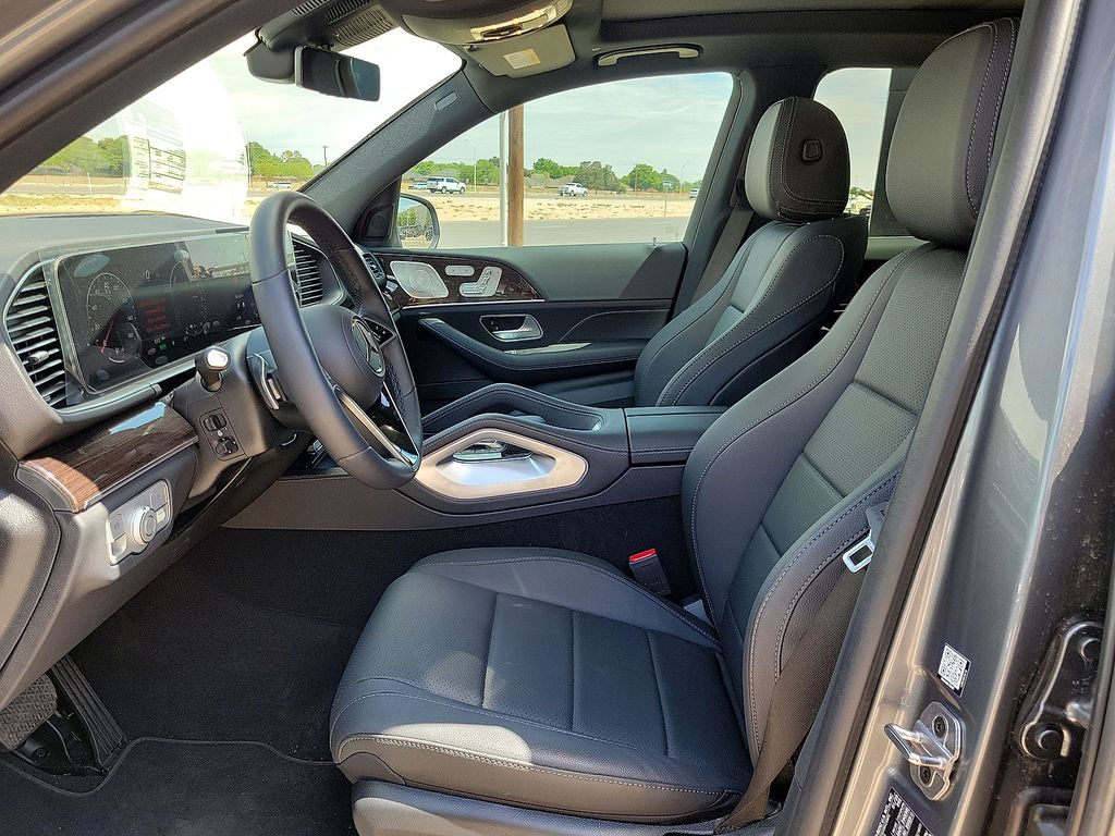 2025 Mercedes-Benz GLE GLE450E - Photo 16