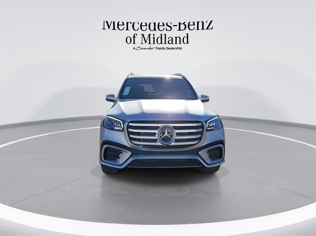 2025 Mercedes Benz GLS 450 photo 3