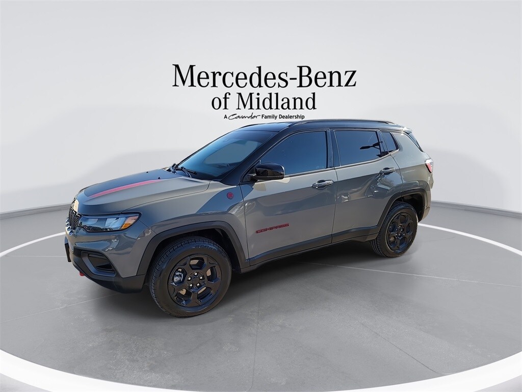 2023 Jeep Compass Trailhawk photo 4