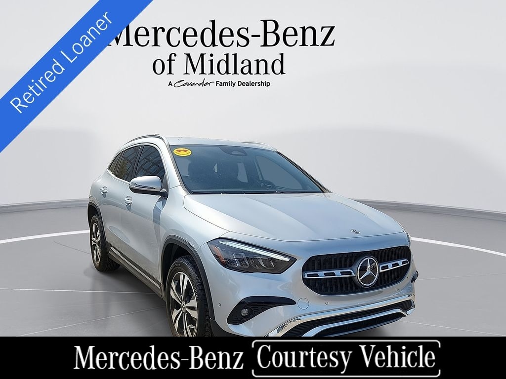 Cirrus Silver 2025 Mercedes-Benz GLA SUV / Crossover Front-Wheel Drive 8-Speed Dual Clutch
