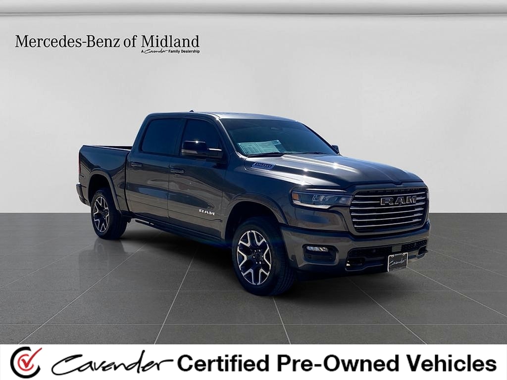 2026 RAM 1500 Laramie 4x4 Crew Cab 5'7's photo