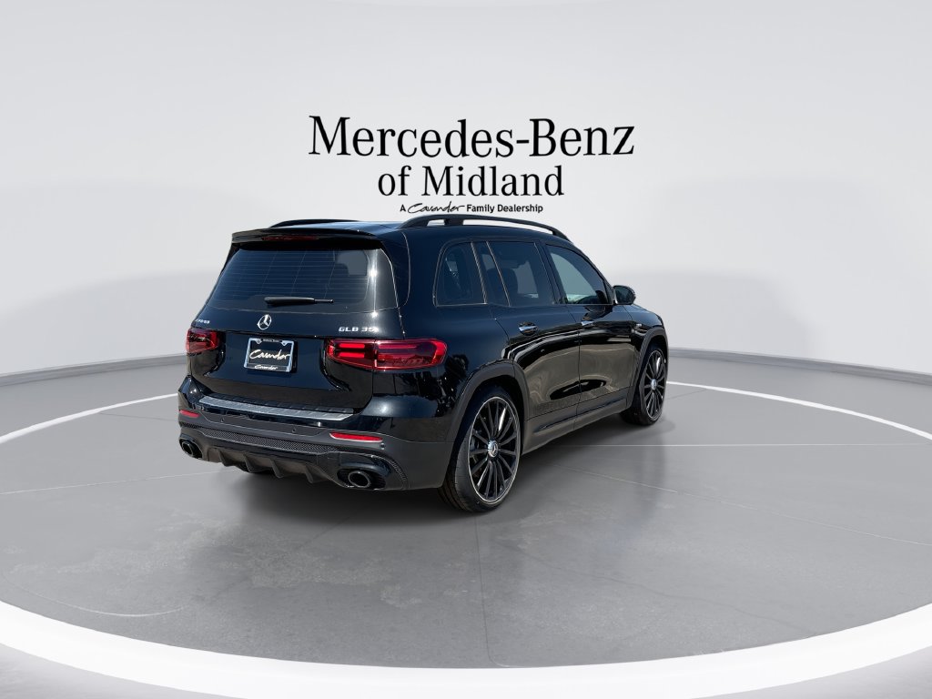 2026 Mercedes-Benz GLB AMG GLB 35 - Photo 8