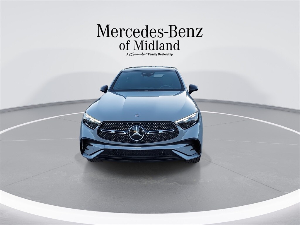 2025 Mercedes Benz GLC 300 AMG 4MATIC Coupe photo 3