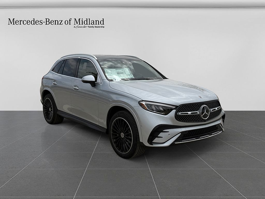 2026 Mercedes-Benz GLC