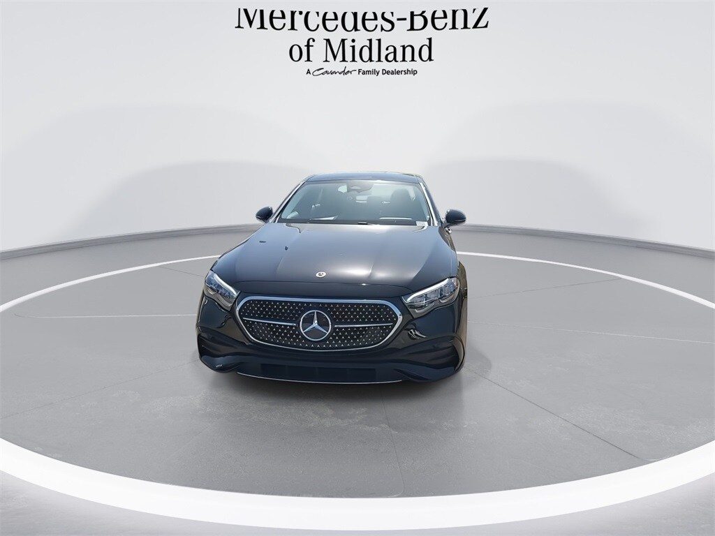 2025 Mercedes Benz E 350 photo 3