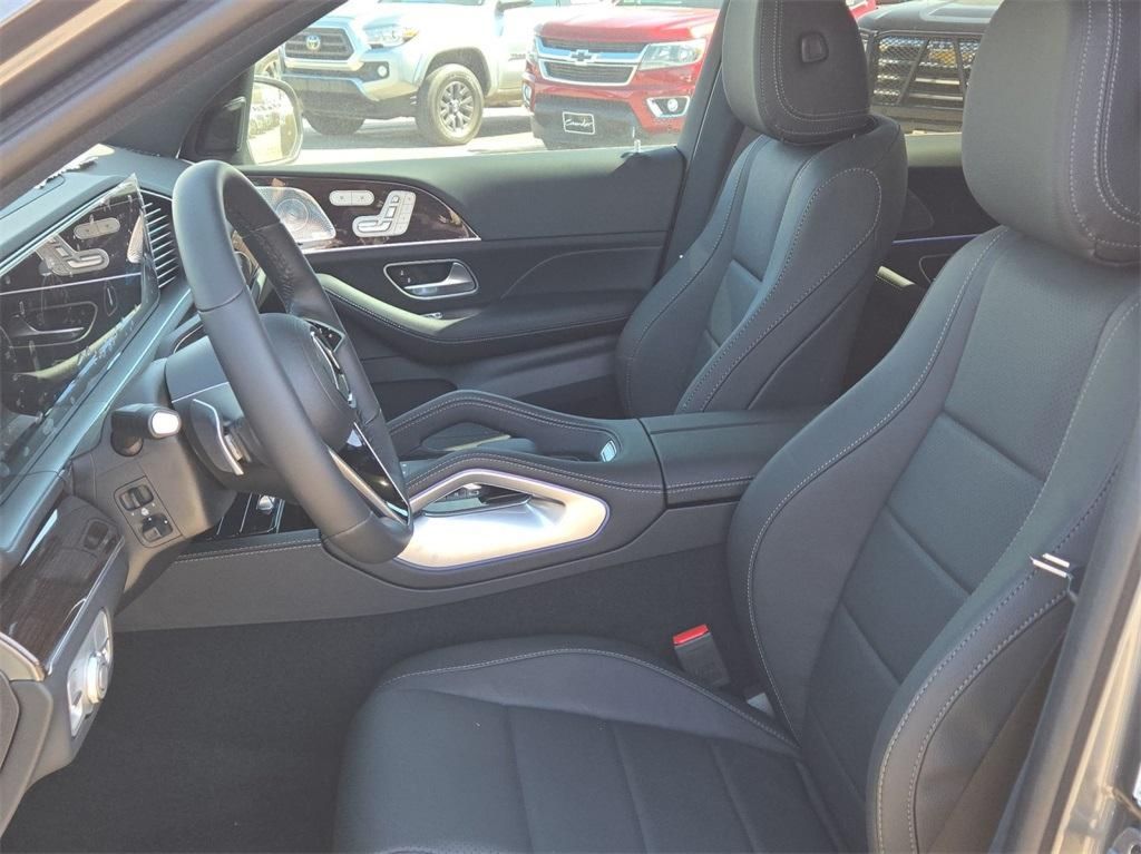 2025 Mercedes-Benz GLE GLE450E - Photo 16
