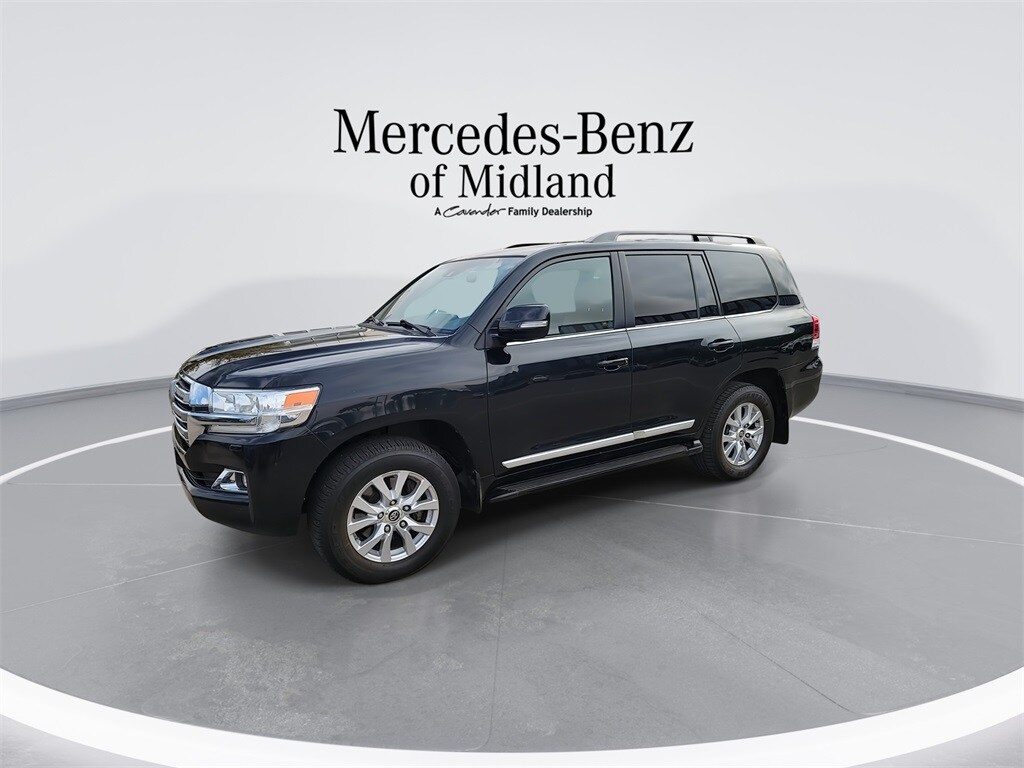 2019 Toyota Land Cruiser Base photo 4