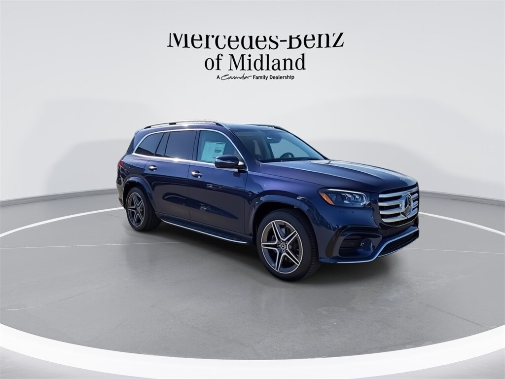 2025 Mercedes Benz GLS 450 4MATIC photo 2