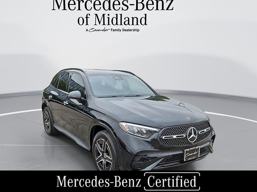 2025 Mercedes-Benz GLC GLC 300 4MATIC's photo