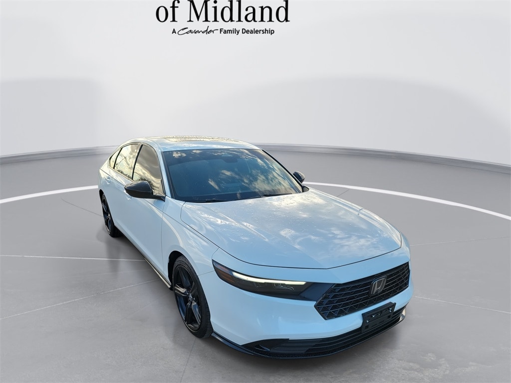 2023 Honda Accord Hybrid Sport-L's photo