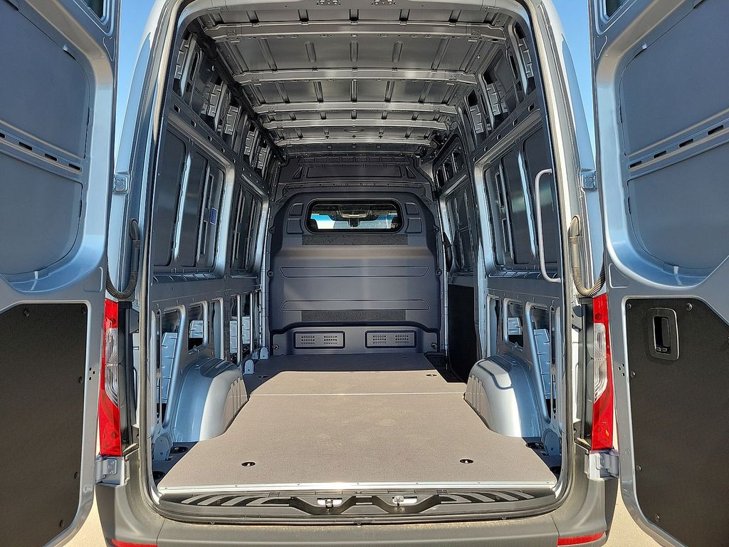 2025 Mercedes-Benz Sprinter Cargo Van Base - Photo 12