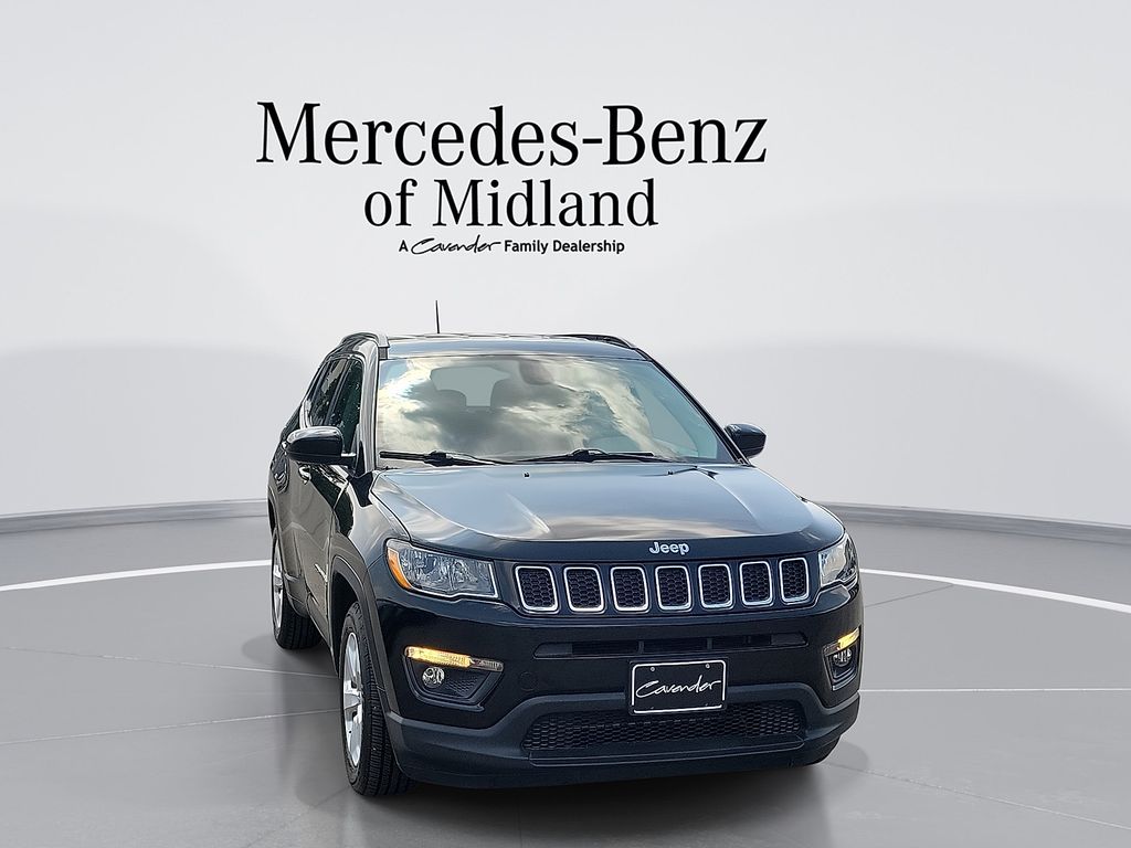 2018 Jeep Compass Latitude's photo