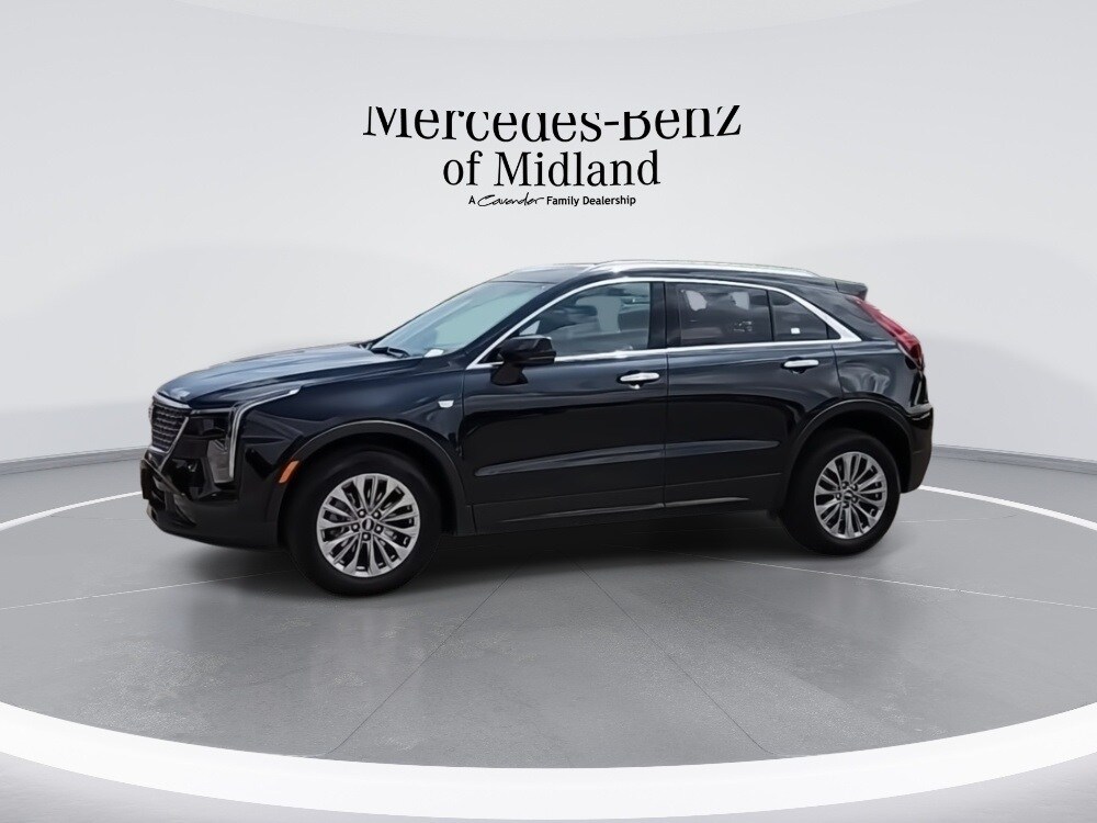 2024 Cadillac XT4 Premium Luxury photo 4