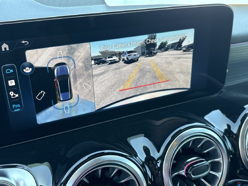 2026 Mercedes-Benz GLB AMG GLB 35 - Photo 18