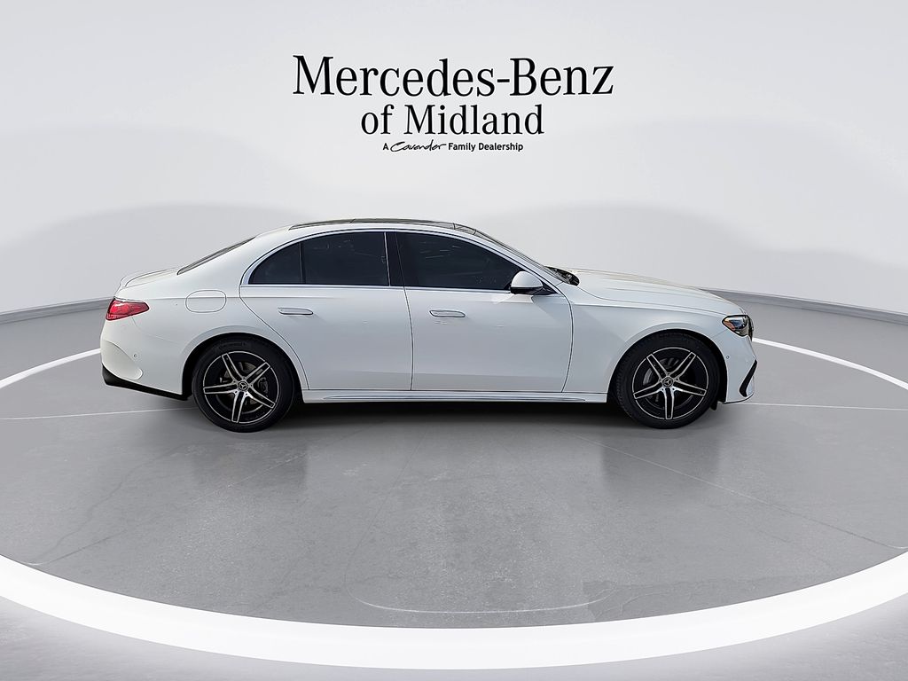 2026 Mercedes-Benz E-Class E350 - Photo 9