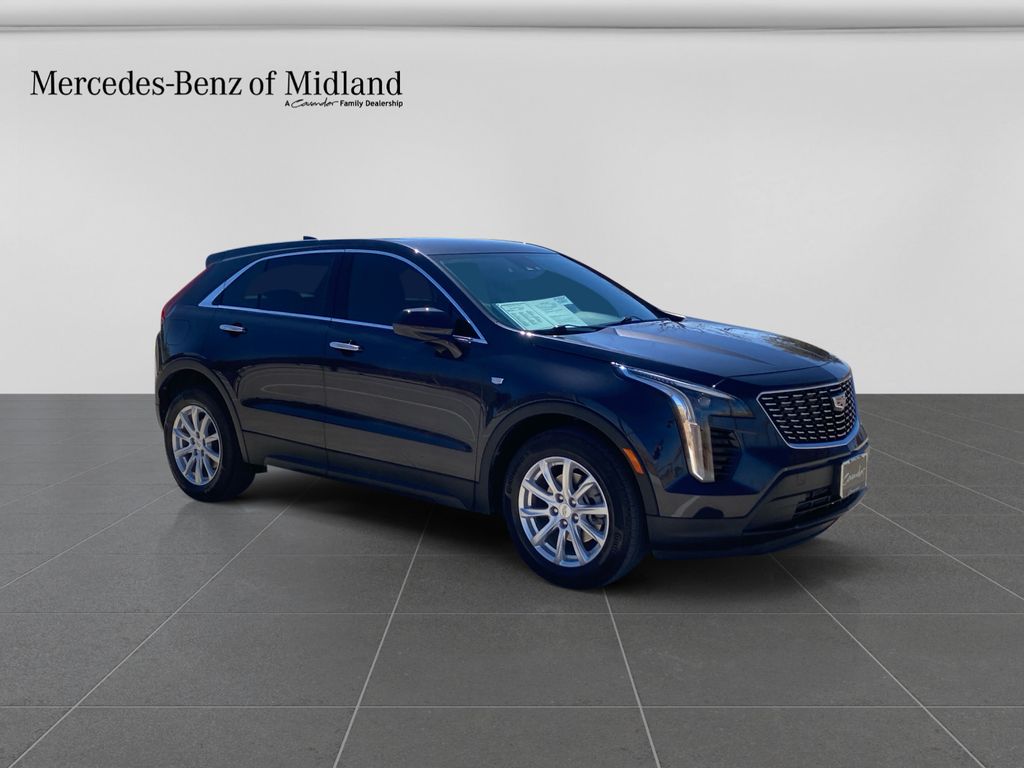 2023 Cadillac XT4 Luxury