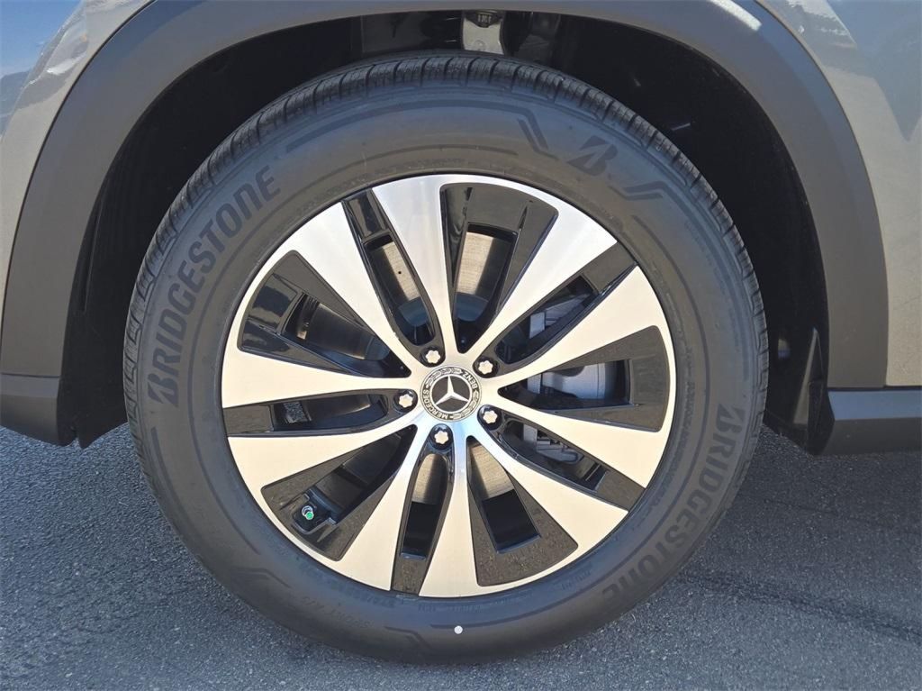 2025 Mercedes-Benz GLE GLE450E - Photo 11