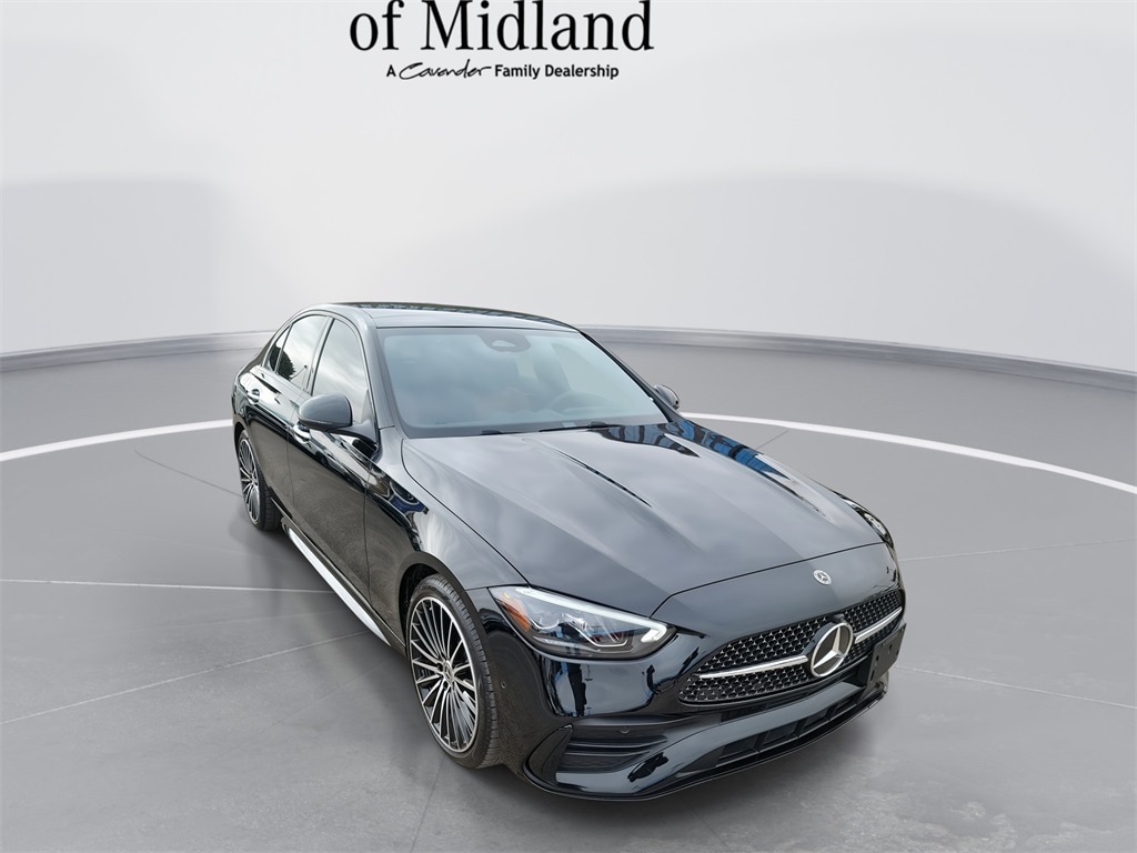 2025 Mercedes-Benz C-Class Sedan C 300's photo