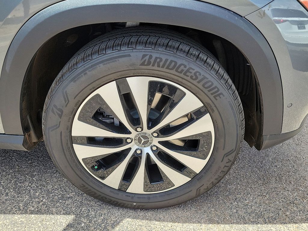 2025 Mercedes-Benz GLE GLE450E - Photo 11