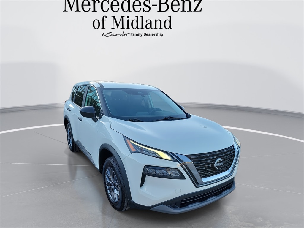 Used 2023 Nissan Rogue S SUV