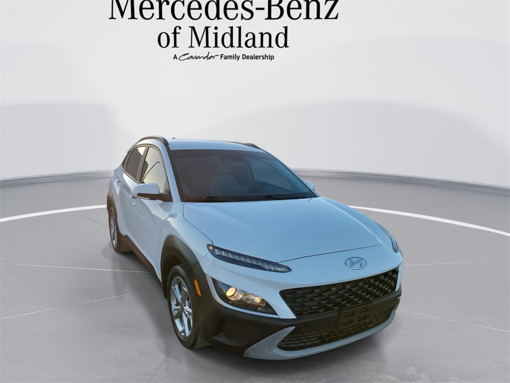 2022 Hyundai Kona SEL's photo