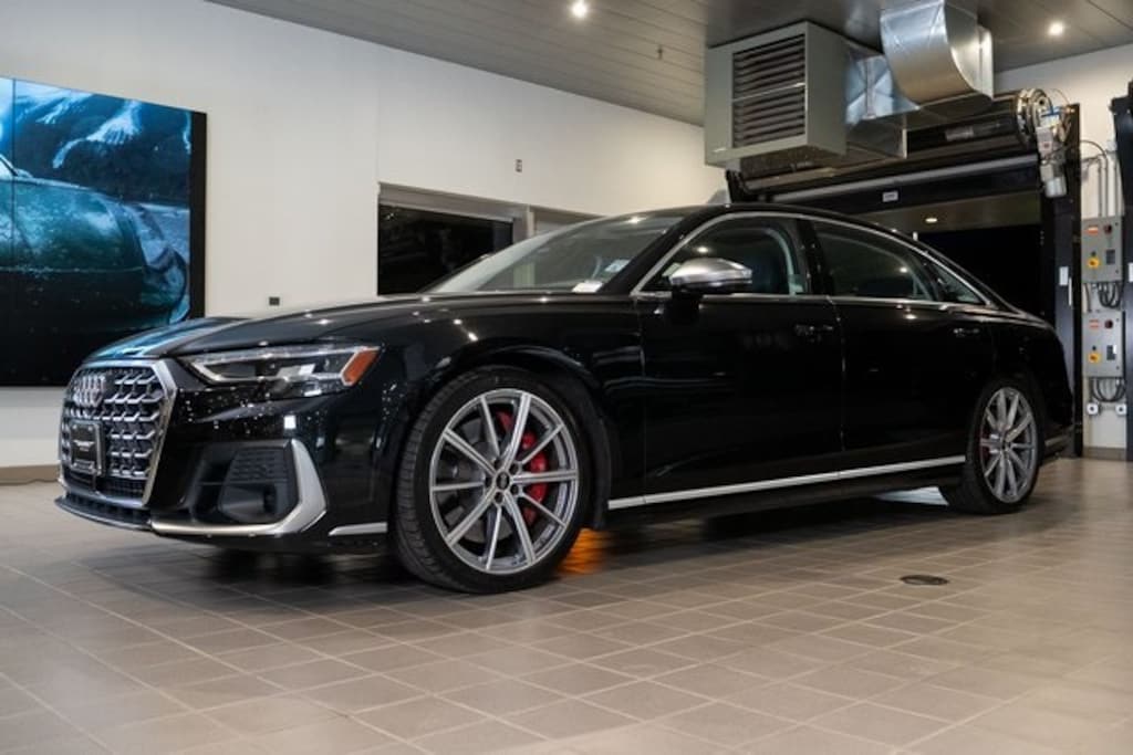 Used 2022 Audi S8 4.0T Sedan