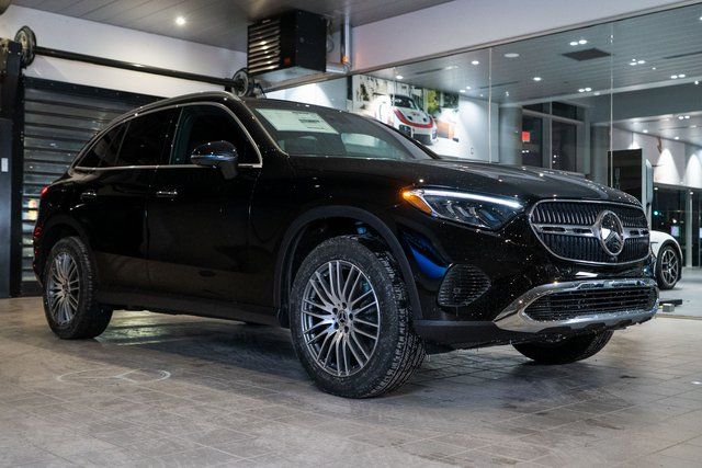 2026 Mercedes-Benz GLC