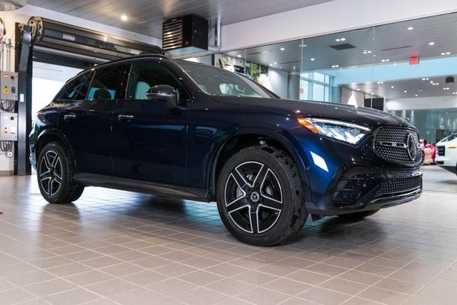 2023 Mercedes-Benz GLC 300
