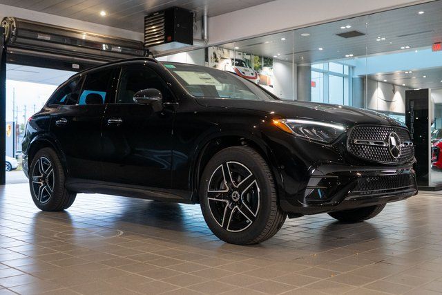 2026 Mercedes-Benz GLC