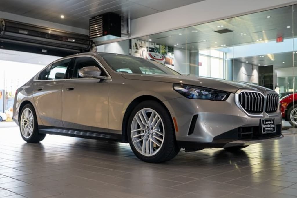 Used 2025 BMW 5 Series 530i xDrive Sedan