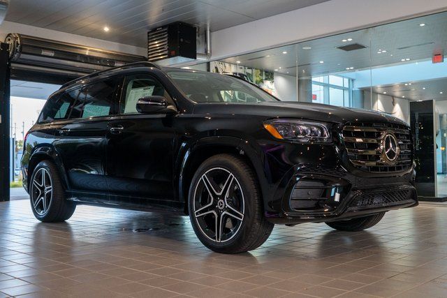 2026 Mercedes-Benz GLS
