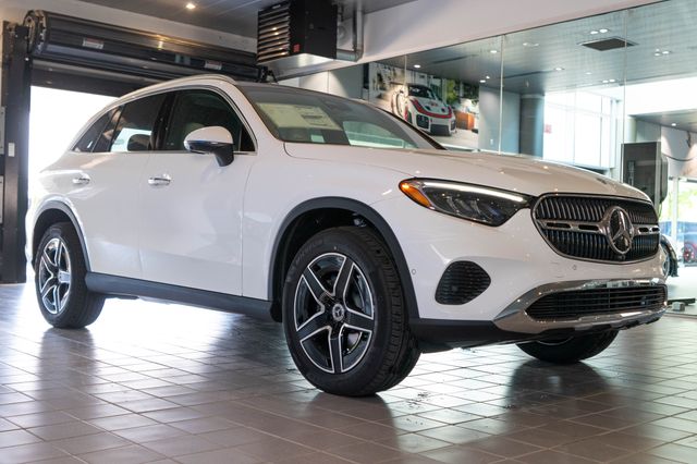 2026 Mercedes-Benz GLC Base