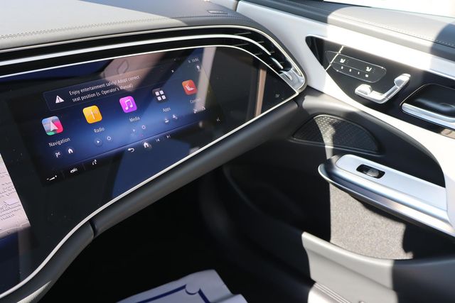 2025 Mercedes-Benz E-Class E350 - Photo 13