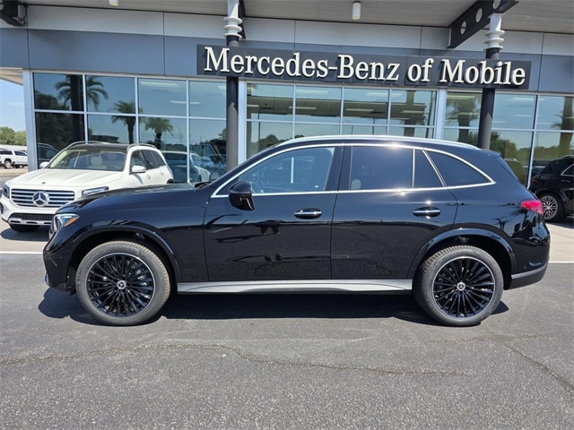 2026 Mercedes-Benz GLC Base's photo
