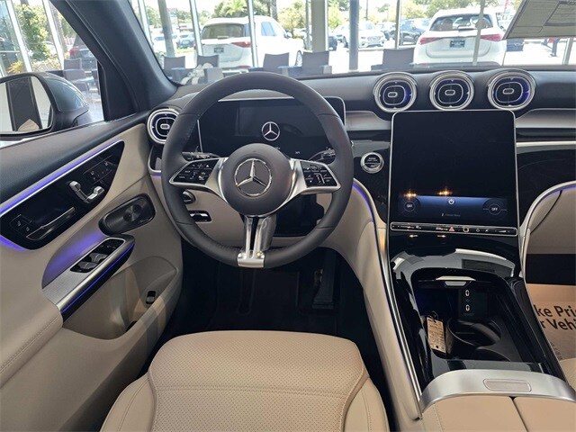 2026 Mercedes Benz GLC 300 4MATIC photo 4