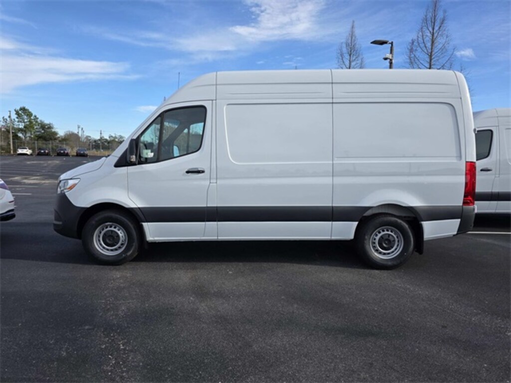 New 2026 Mercedes-Benz Sprinter 2500 Cargo 144 WB Van Cargo Van