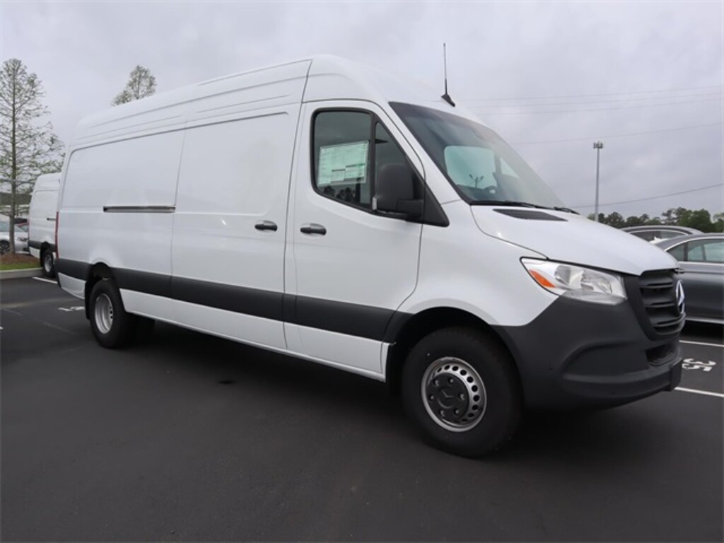 New 2024 Mercedes-Benz Sprinter 3500 Cargo 170 WB Van Cargo Van