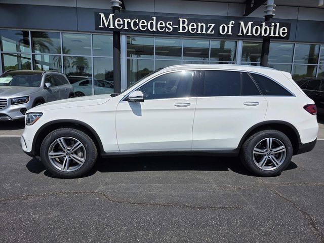 2022 Mercedes-Benz GLC GLC 300's photo