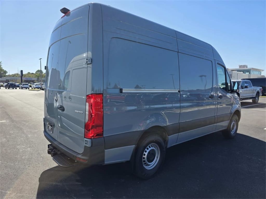 New 2026 Mercedes-Benz Sprinter 2500 Cab Chassis 144 WB Van Cargo Van