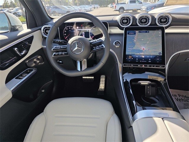 2026 Mercedes Benz GLC 300 4MATIC photo 4