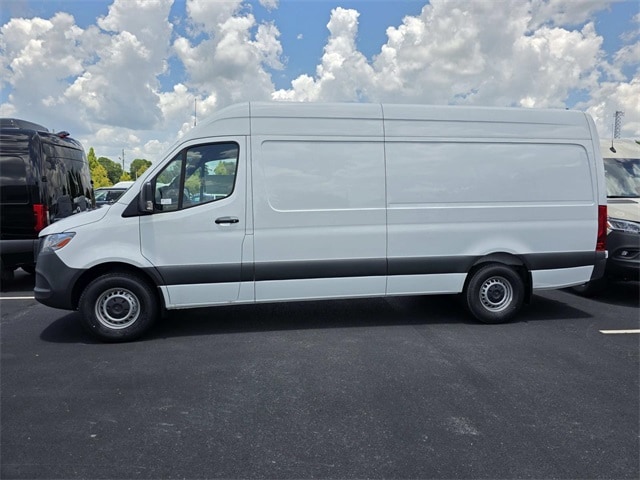 2024 Mercedes-Benz Sprinter 2500 Cargo Van 