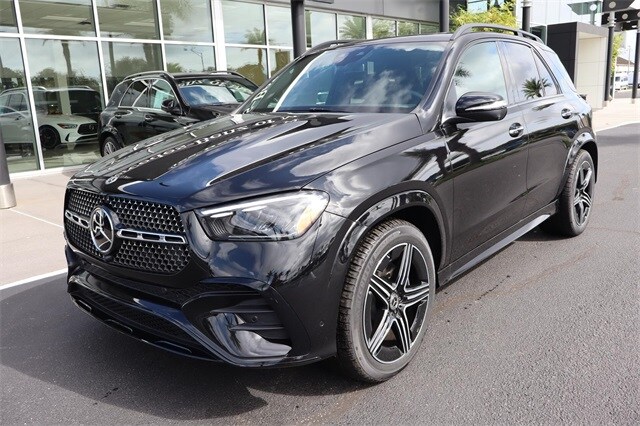 2025 Mercedes Benz GLE 580 photo 2