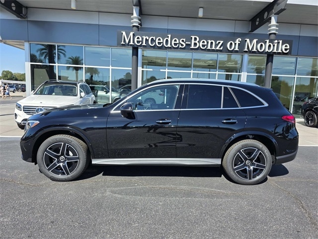 2026 Mercedes-Benz GLC Base's photo