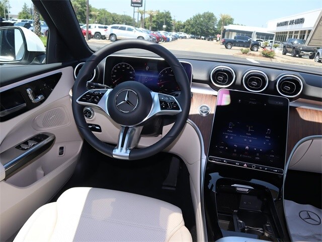 2024 Mercedes Benz C 300 4MATIC Sedan photo 4
