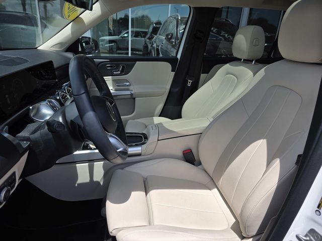 2025 Mercedes-Benz GLB Base - Photo 6